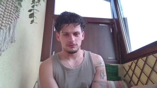 roberto_twink1 30-05-2026 Male handsome horny Video