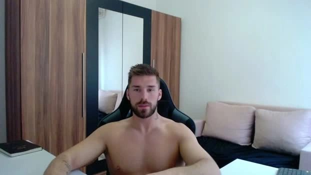 darius_94 31-05-2026 Male Gay juicy Video