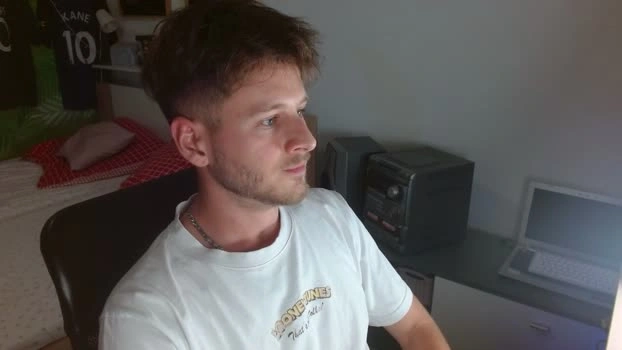 freddy_star 31-05-2026 Male bigtoys play Video