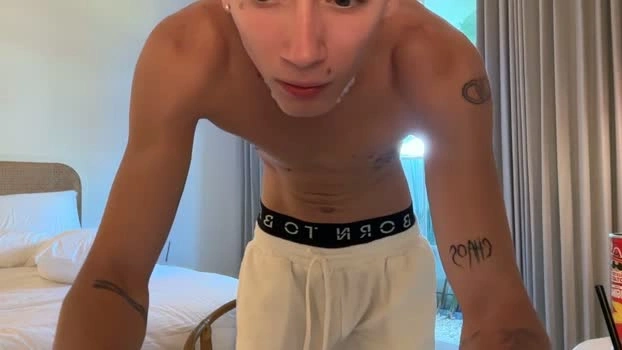 sweet19sammy 02-06-2026 Male spank Cam Video