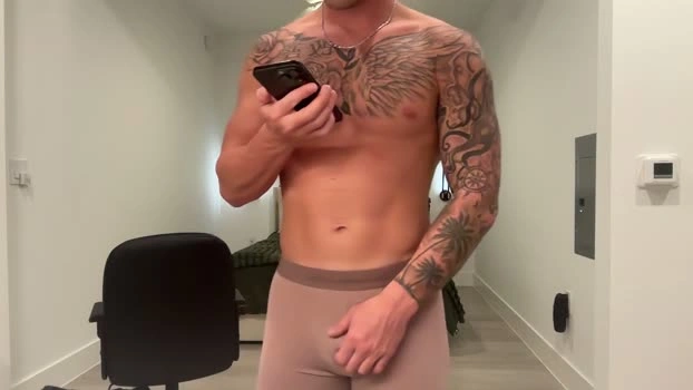 bigjonnnnnn 03-06-2026 Male Gay striptease Video