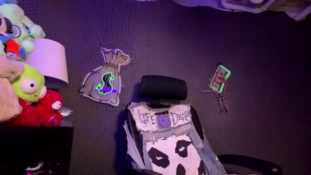 lxrdhxkvgemvsterjuice 03-06-2026 Male show jerkoff Video