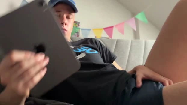 alexwos 04-06-2026 Male ass bigass Video