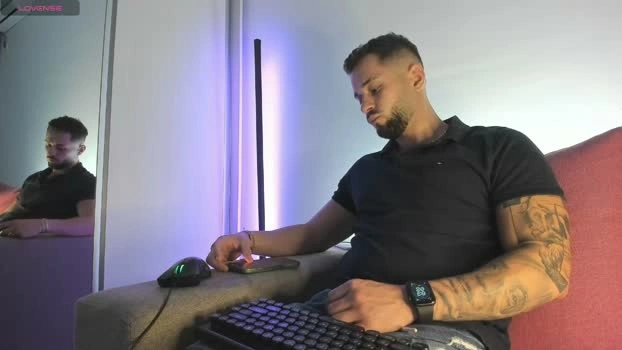nicholassx 04-06-2026 Male natural Naked Video