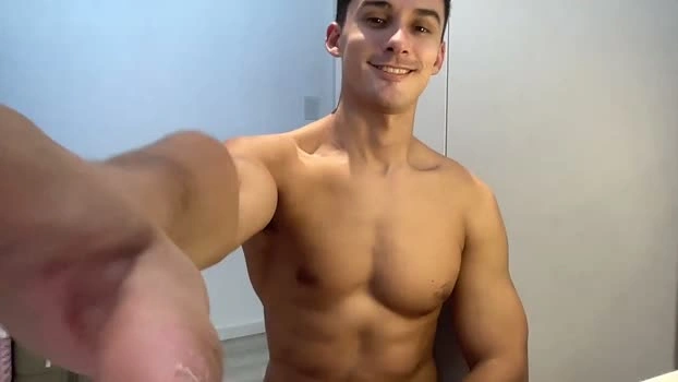 sebybeba 03-06-2026 Male kissing suck Video