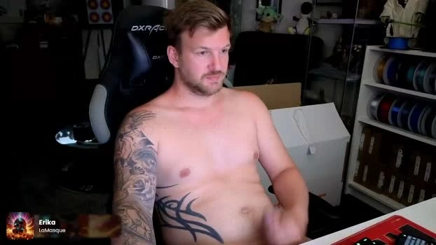 german_prince 07-06-2026 Male show Topless Video