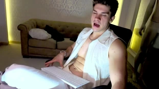maxkaiden 06-06-2026 Male suckshow moan Video