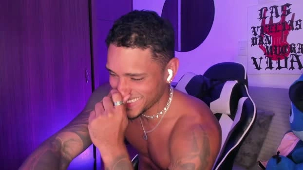 alessandro_vanni 09-06-2026 Male show playtime Video