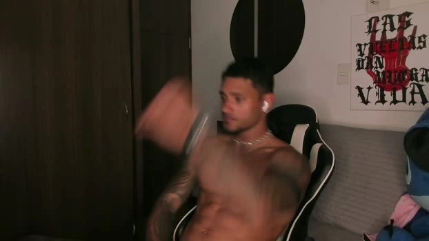 alessandro_vanni 10-06-2026 Male blowjob fingers Video