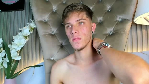 robbinblaze 11-06-2026 Male Topless bigtoys Video