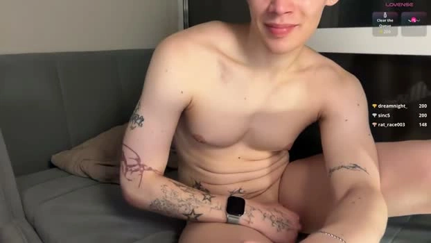 ryan_jeh 10-06-2026 Male kissing bigtoys Video