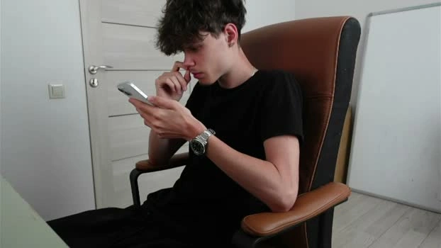 thomas_brons 11-06-2026 Male hard bj-dildo Video