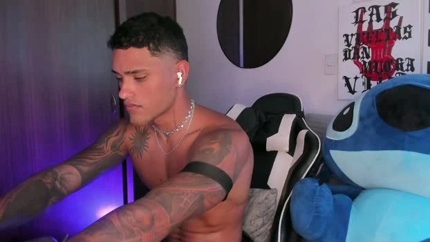 alessandro_vanni 11-06-2026 Male bigdick skinny Video