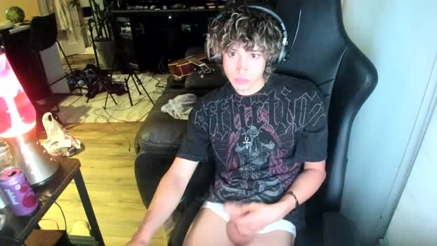 bashful4200 12-06-2026 Male Webcam Gay Video