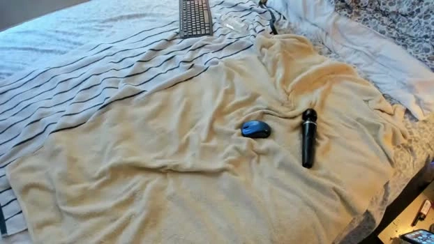 p_guin12345 11-06-2026 Male kiss Naked Video