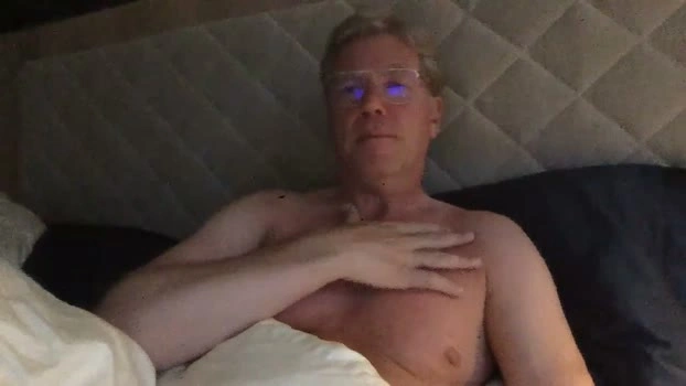 1bicuriousbull 12-06-2026 Male show striptease Video