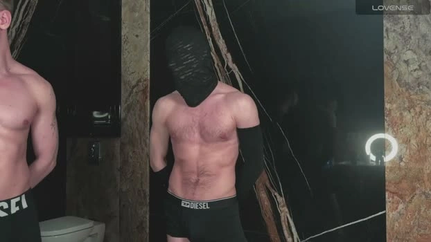 damondurden 13-06-2026 Male Topless fuckme Video