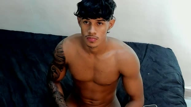 joao_da_silva19 12-06-2026 Male jerking fuckface Video