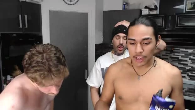 playinwidfire 13-06-2026 Male love bicurious Video