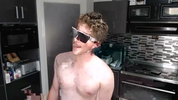 playinwidfire 13-06-2026 Male squirt fingering Video