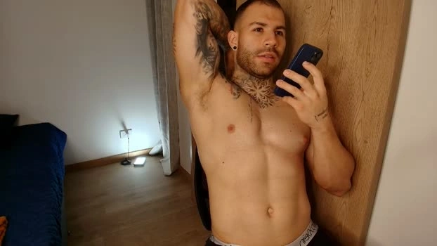 kite__ 14-06-2026 Male striptease analtoy Video