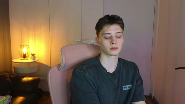 codyorien 14-06-2026 Male strip suckshow Video