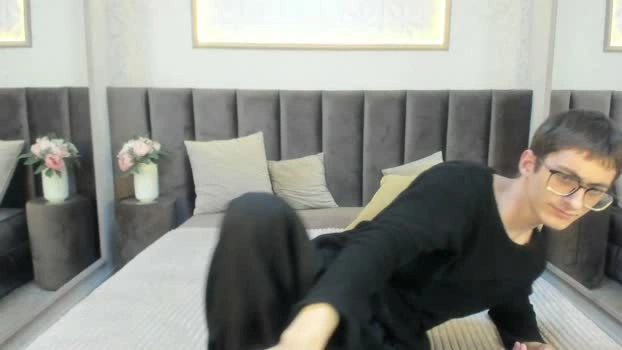 ronbevs 15-06-2026 Male toy lick Video