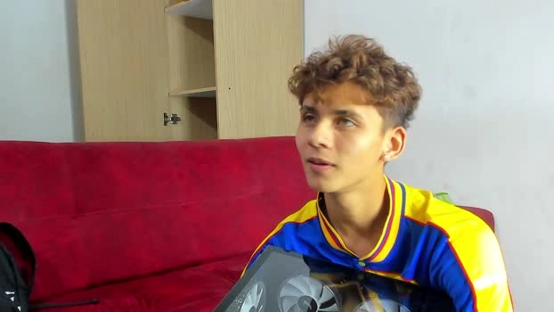 sexys_boys18 15-06-2026 Male hard sexyfeet Video