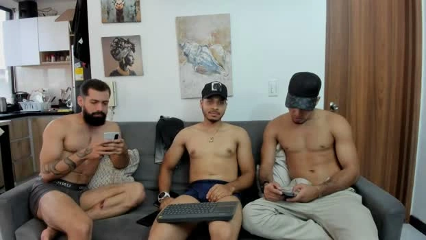 straight__friends 15-06-2026 Male play lush Video