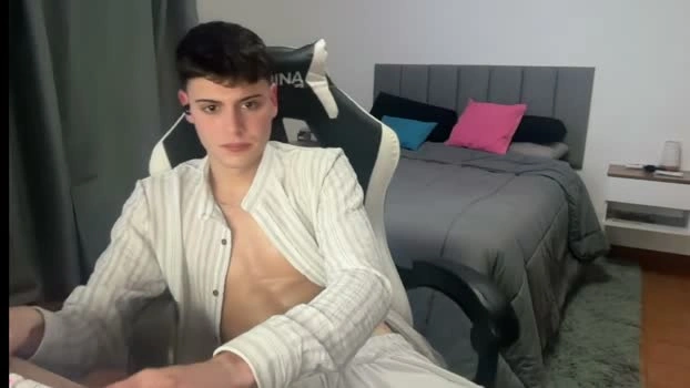 thomassex0 16-06-2026 Male jerking toy Video