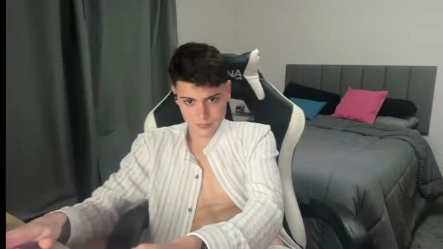 thomassex0 16-06-2026 Male lush naughty Video