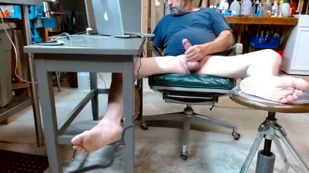 centralgeorgiaguy12 17-06-2026 Male legs spank Video