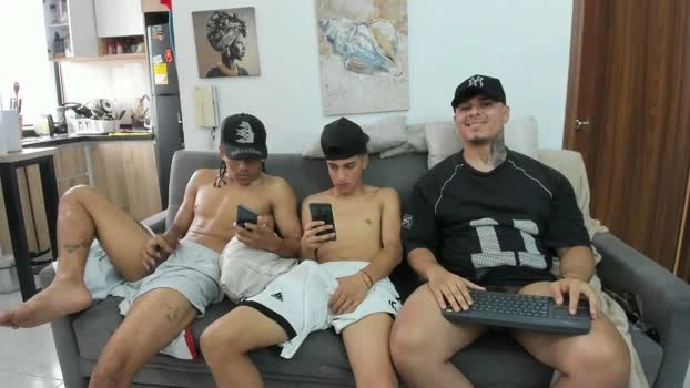 straight__friends 16-06-2026 Male fingering sexykitty Video