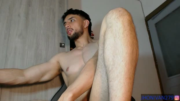 ivanhot279 18-06-2026 Male Show moan Video