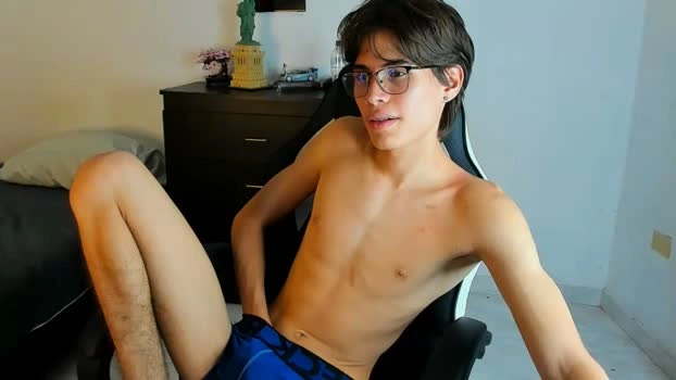 ryan_bronw 18-06-2026 Male nude bj-dildo Video