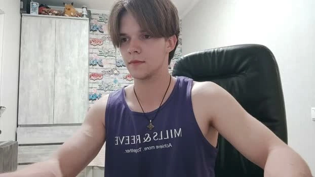 arcanetracer 18-06-2026 Male legs Topless Video