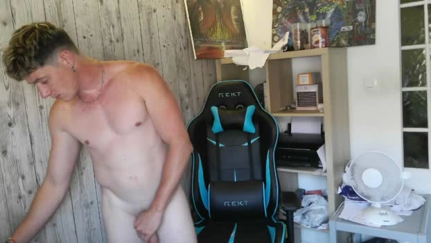 frenchhornybibs 19-06-2026 Male love Gay Video