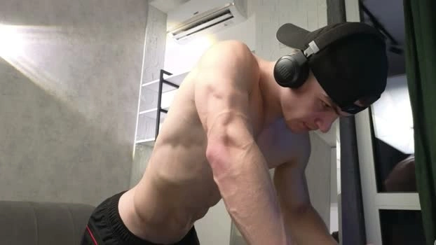 elliot_muscle04 20-06-2026 Male bigdick Gay Video