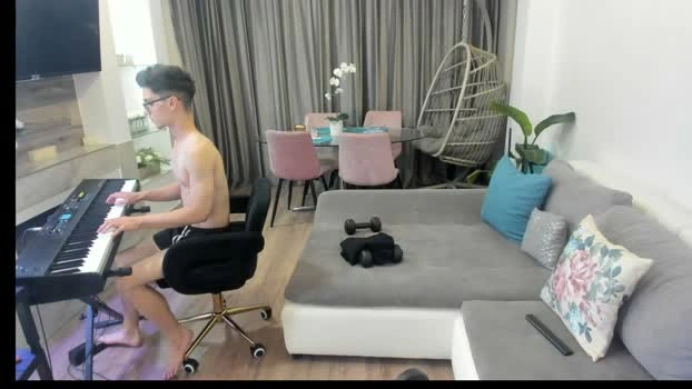 johnnyk8 23-06-2026 Male gag naughty Video