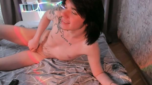 lunaroffset 24-06-2026 Male kinky twink Video