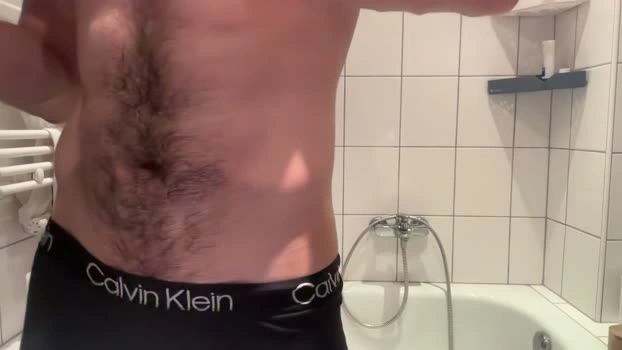 musclehair3 24-06-2026 Male kink Topless Video