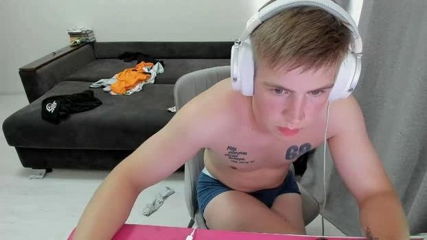 ray_hill 24-06-2026 Male kinky cute Video