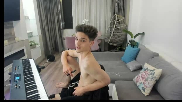 johnnyk8 24-06-2026 Male oral dirty Video