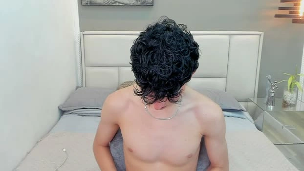 thom_ames 25-06-2026 Male Gay toys Video