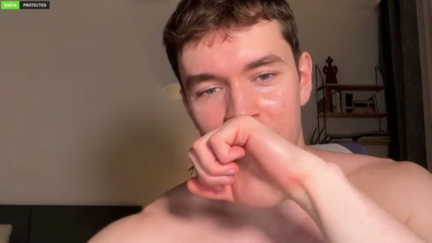 johnnnyhorny 25-06-2026 Male kiss toy Video