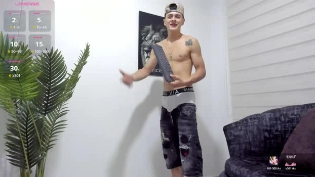 juniormorris_ 26-06-2026 Male big yummy Video