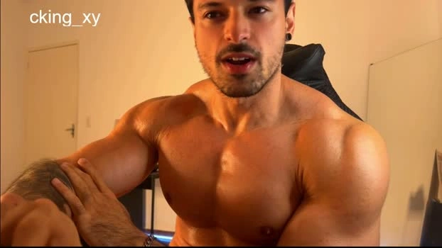 lucasfit24 26-06-2026 Male bigcock jackoff Video