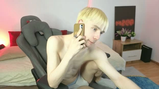 lucidangelok 26-06-2026 Male bigballs fuckme Video