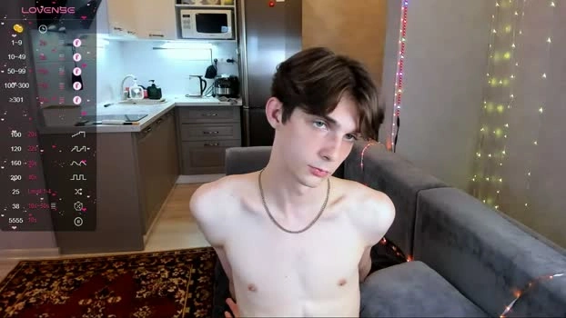 aaron_bang 26-06-2026 Male kiss handsome Video