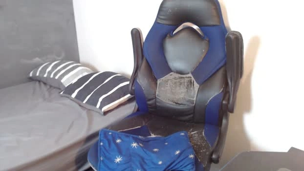 jey_foxx 27-06-2026 Male hard amateur Video